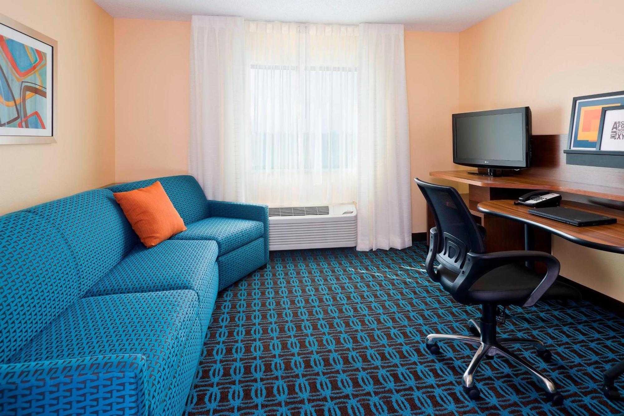 Hotel Fairfield & Keeneland Airport Lexington